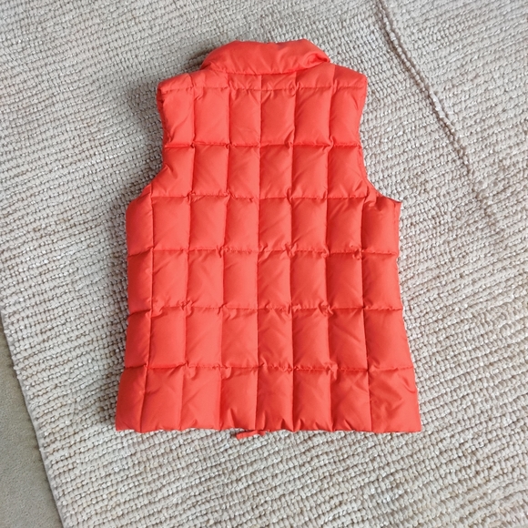 *Like new* GAP vest - Picture 3 of 5